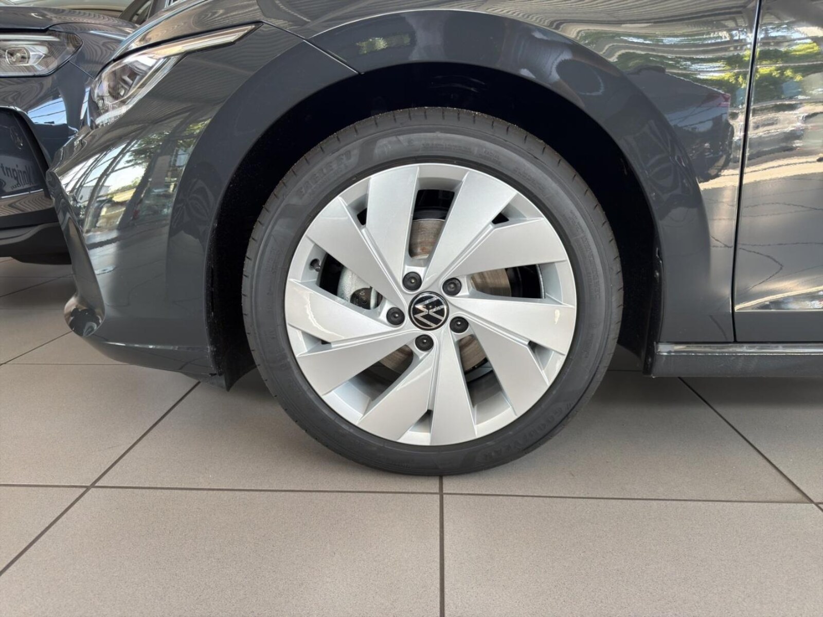 Volkswagen Golf Variant – Bild 14