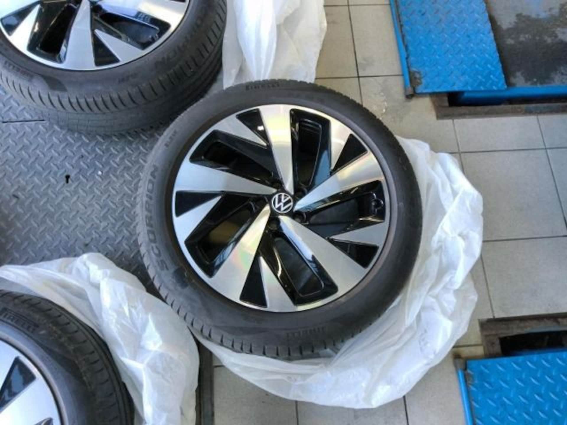 Volkswagen ID.4 Pro Performance