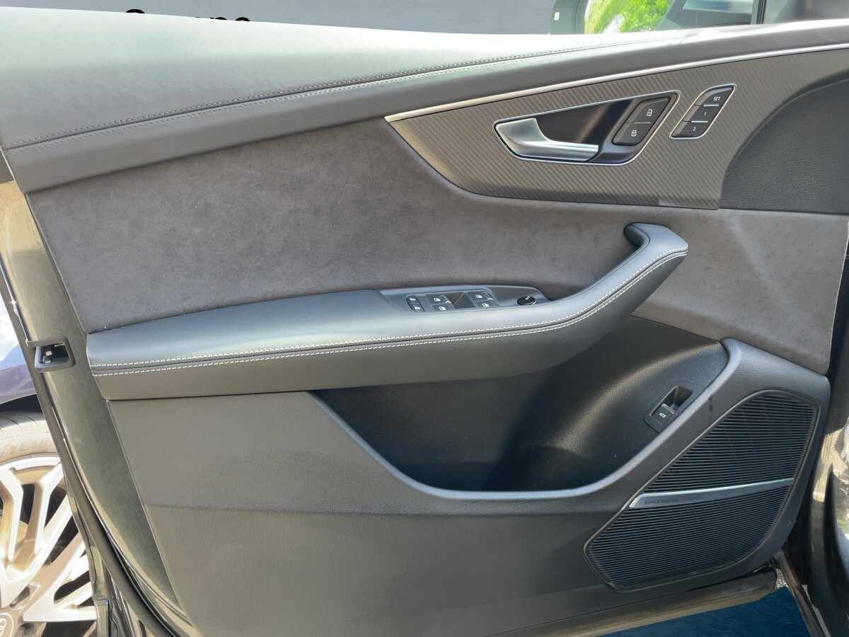 Image about Audi RS Q8 TFSI quattro tiptronic