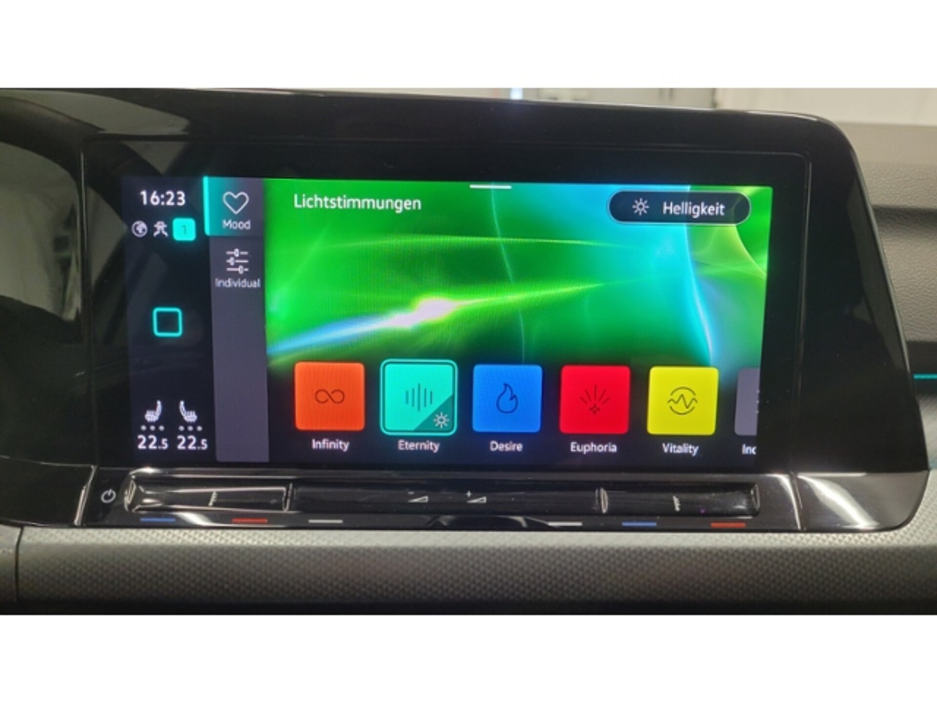 Volkswagen Golf Active