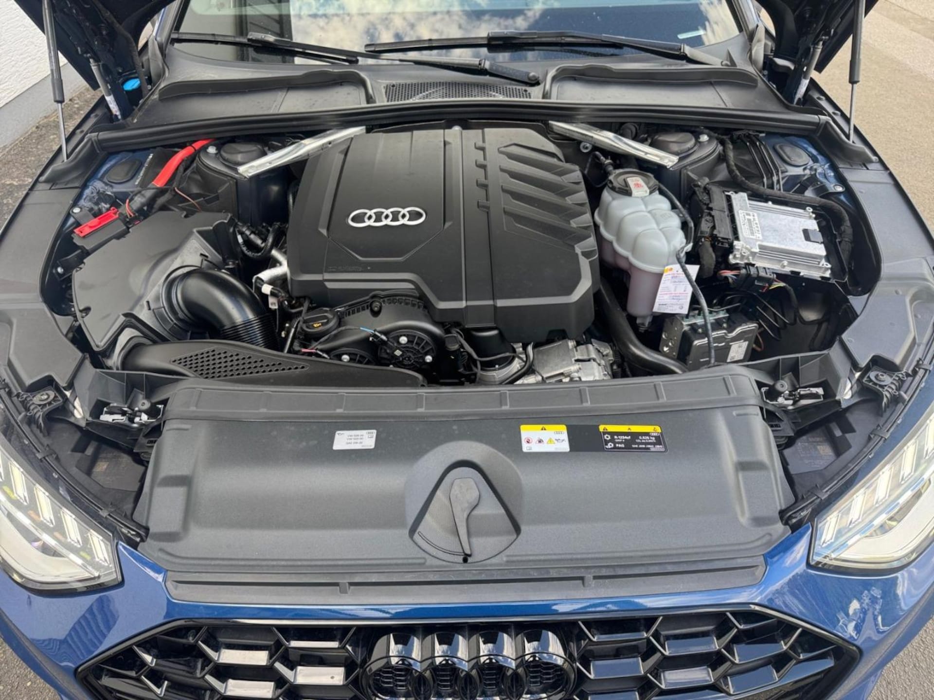 Audi A4 Limousine S line