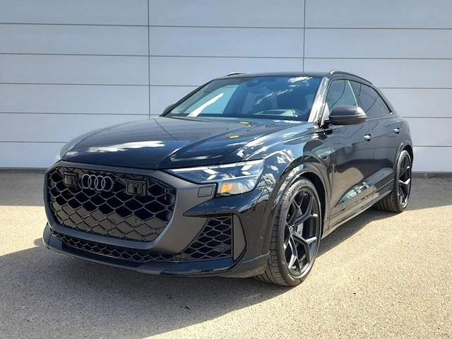 2025 Audi RS Q8 SUV performance