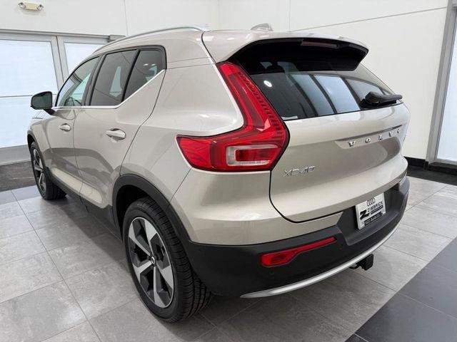 2023 Volvo XC40