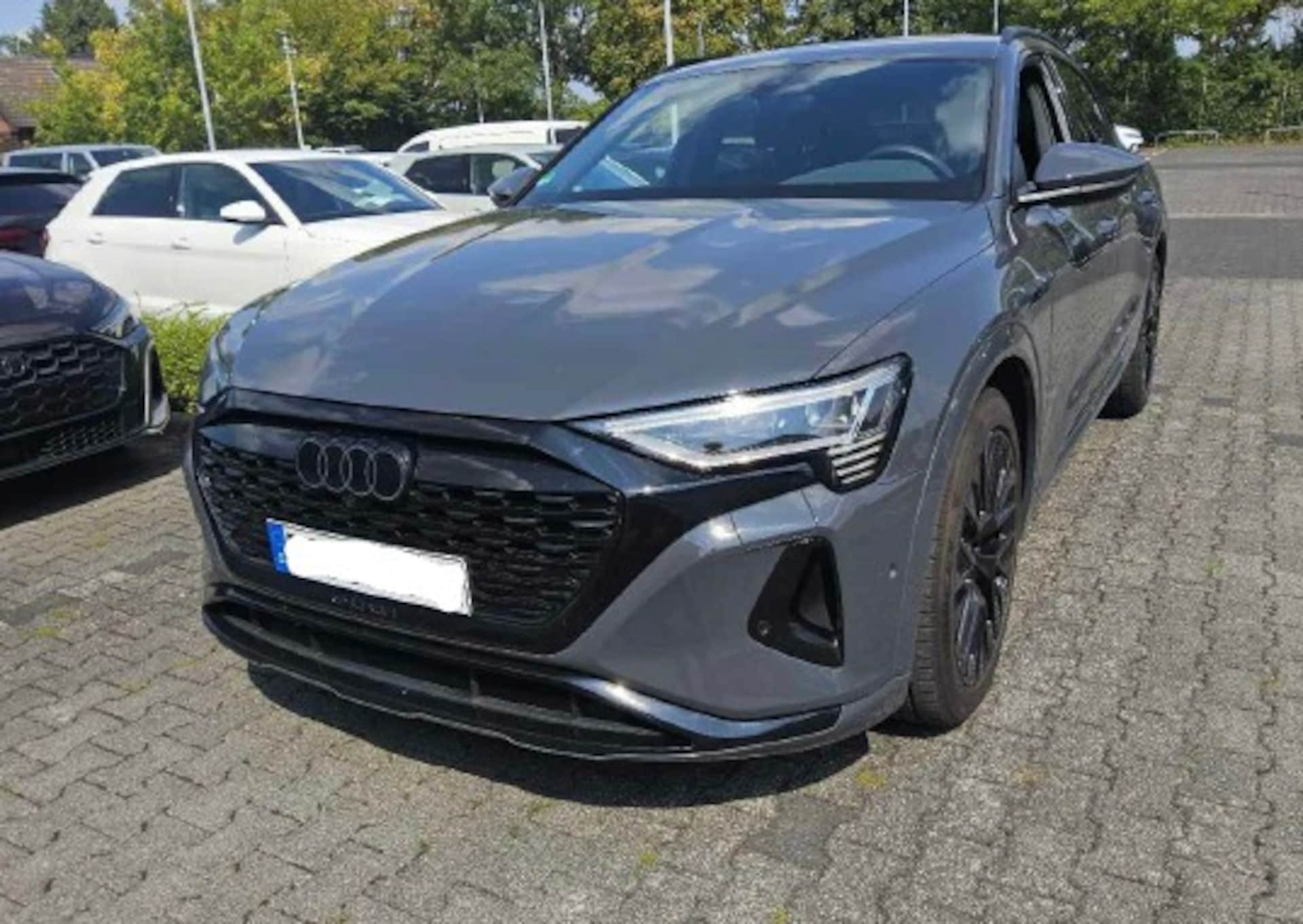 Audi Q8 Sportback e-tron Advanced