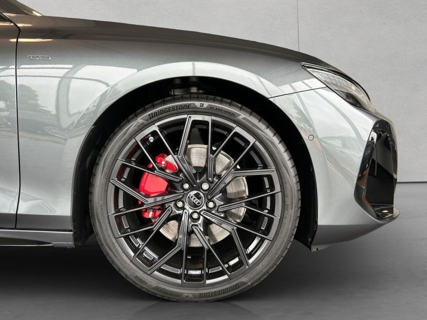 Bild über Audi A6 Limousine e-hybrid edition one e-hybrid quattro 270 kW S tronic - für weitere Informationen kontaktieren Sie den Audi Partner