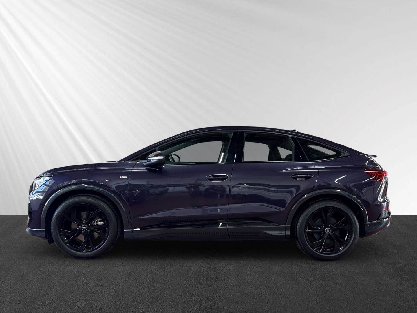 Bild über Audi Q4 Sportback e-tron 35 e-tron - für weitere Informationen kontaktieren Sie den Audi Partner