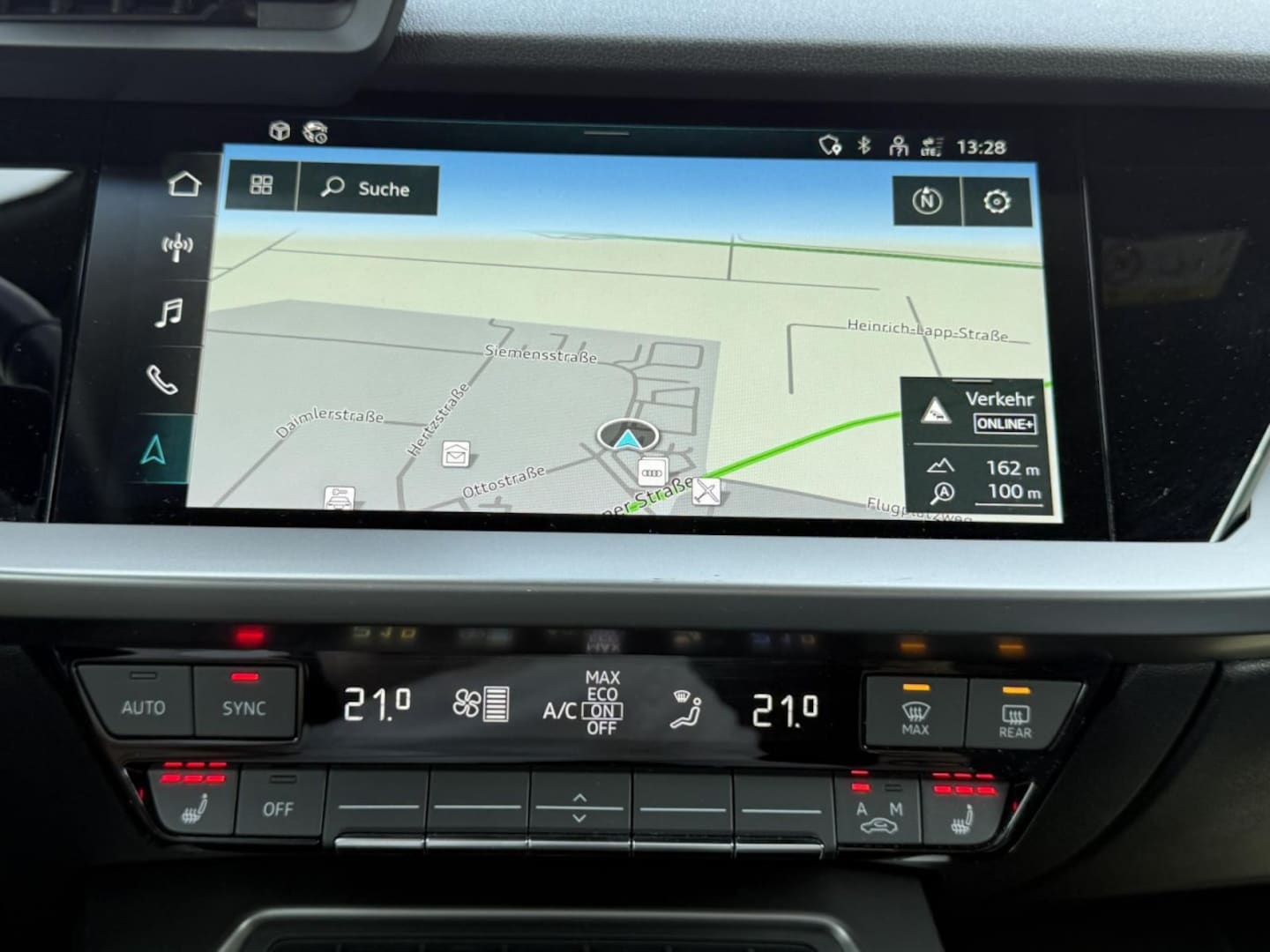 Bild über Audi A3 Sportback 35 TFSI Schaltgetriebe - für weitere Informationen kontaktieren Sie den Audi Partner