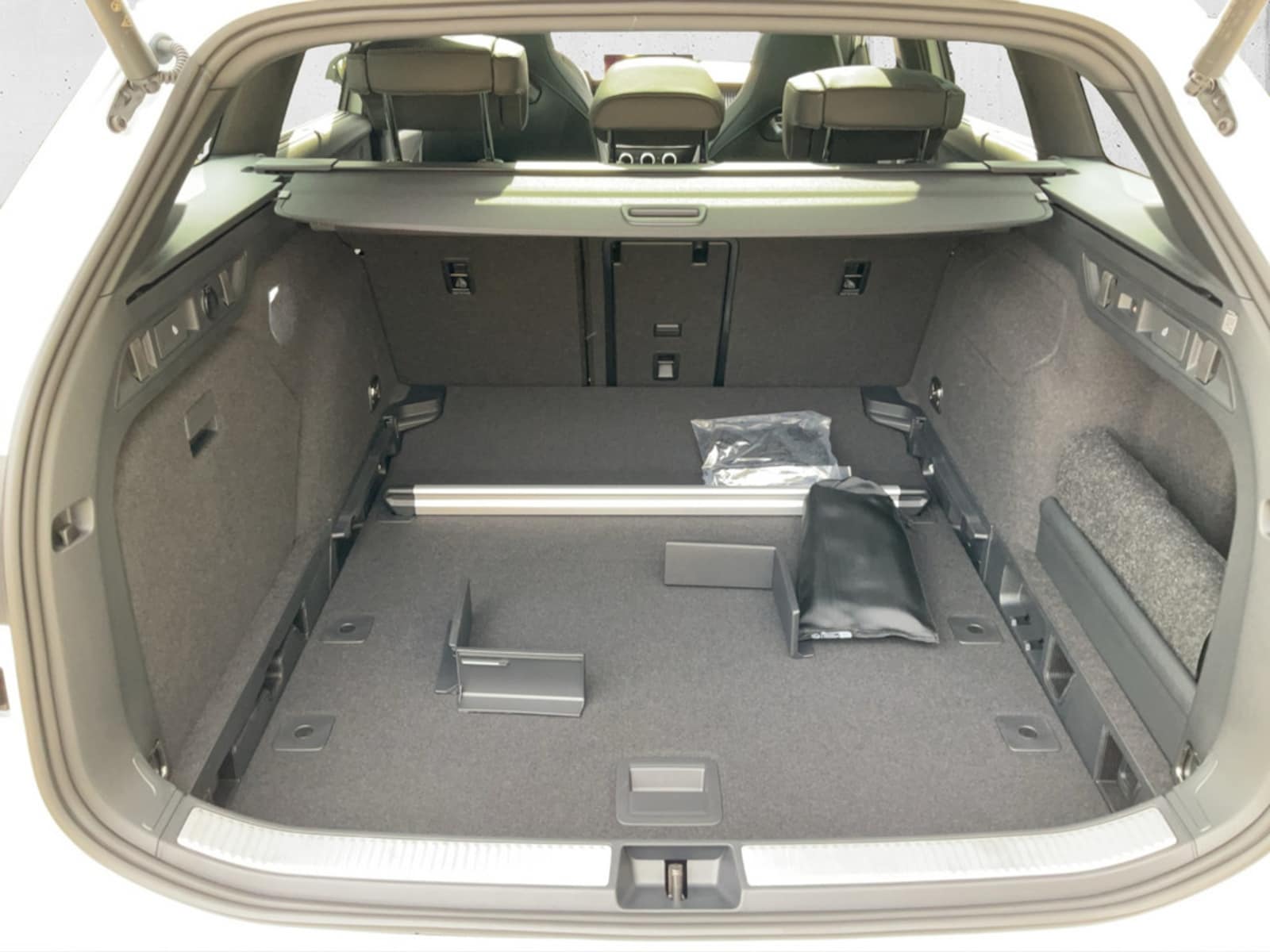 Škoda Superb Combi – Bild 20