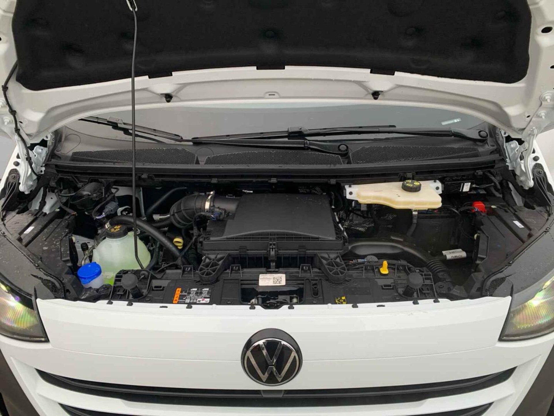 Volkswagen Transporter Kasten langer Radstand