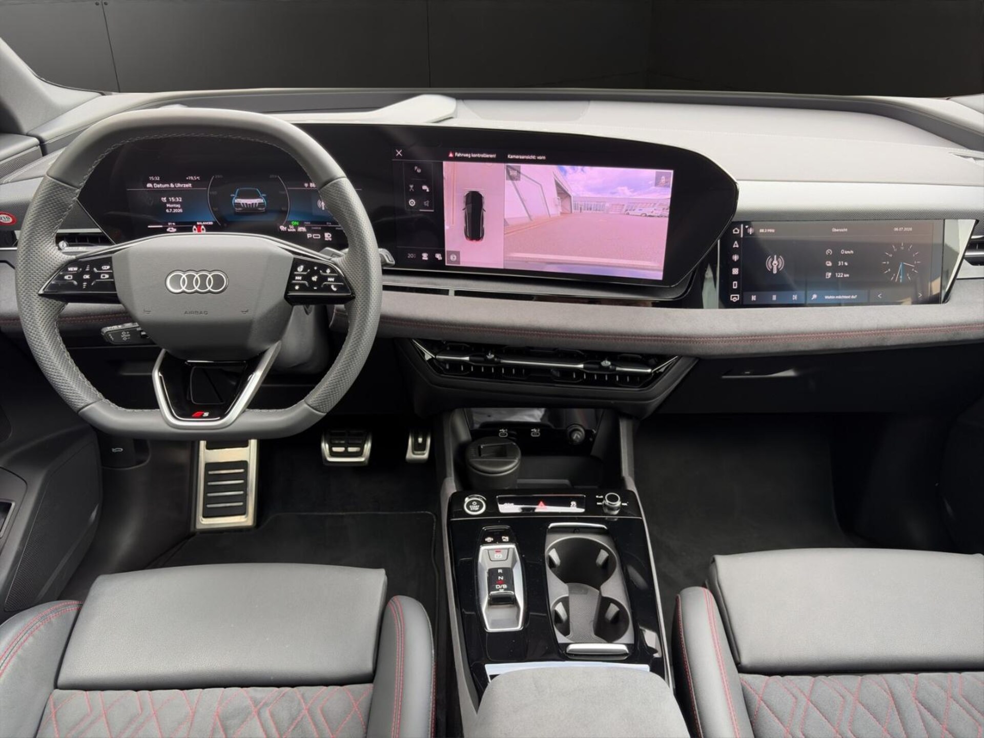 Audi Q6 SUV e-tron