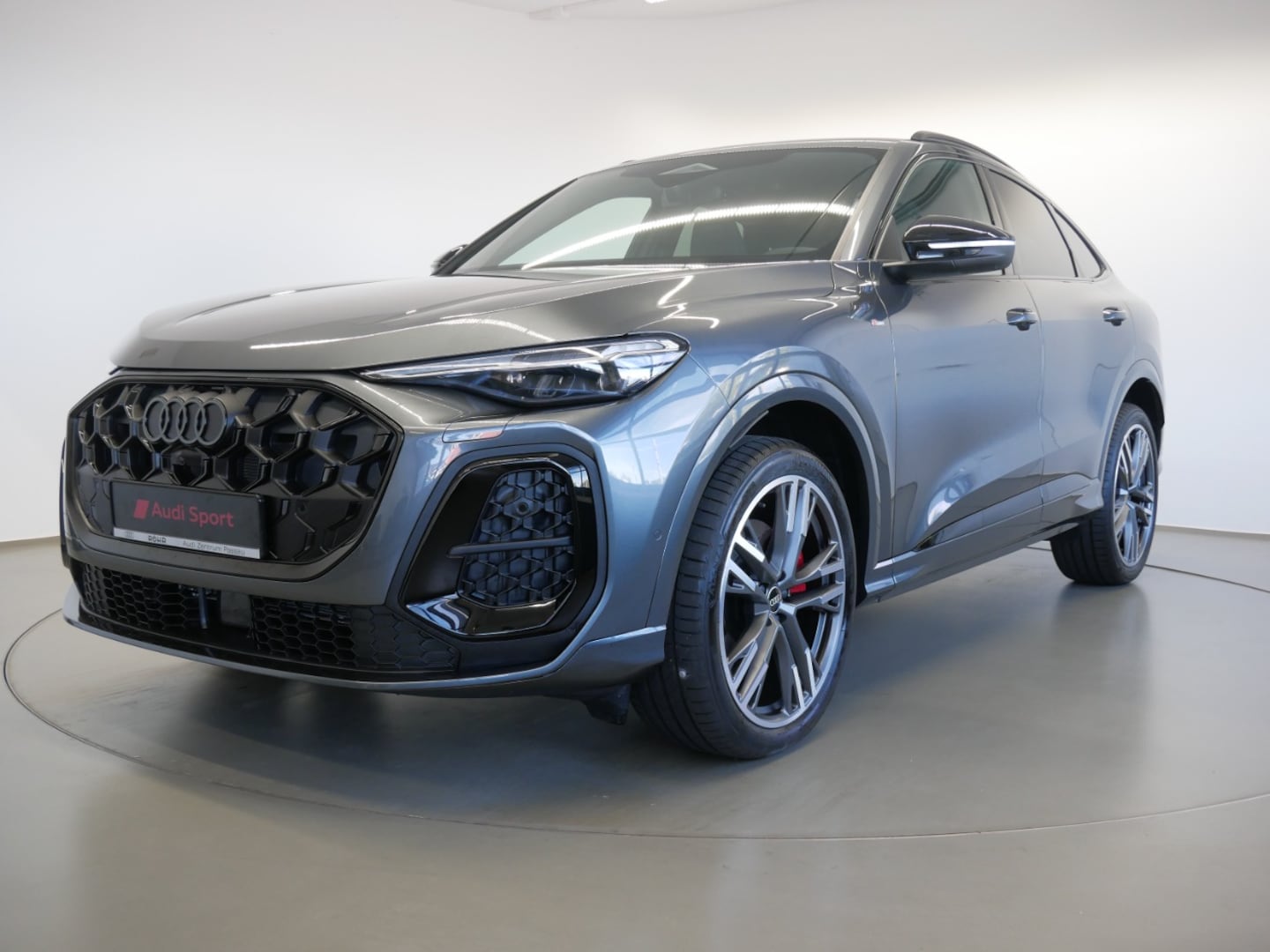Bild über Audi Q5 Sportback TDI quattro 150 kW S tronic - für weitere Informationen kontaktieren Sie den Audi Partner
