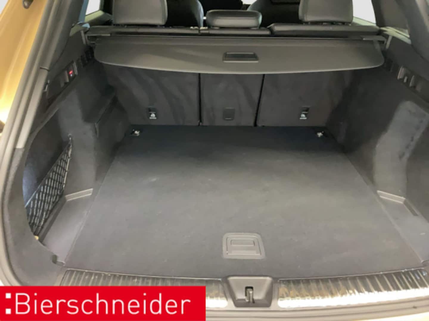 Bild über Audi SQ5 SUV TFSI 270 kW S tronic - für weitere Informationen kontaktieren Sie den Audi Partner