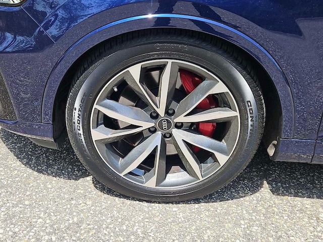 2023 Audi SQ7