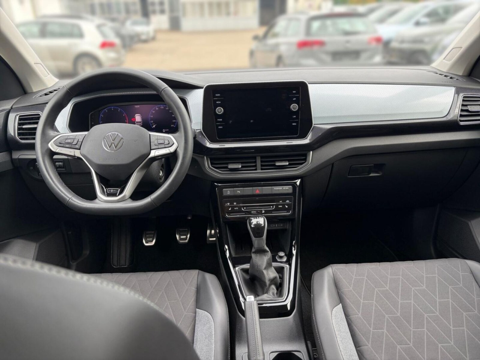 Volkswagen T-Cross – Bild 15