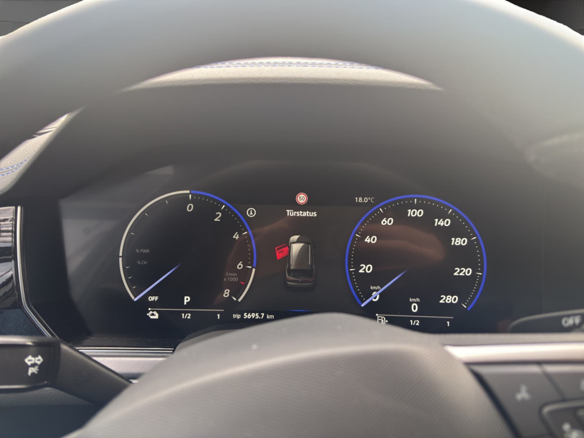 Volkswagen Touareg R