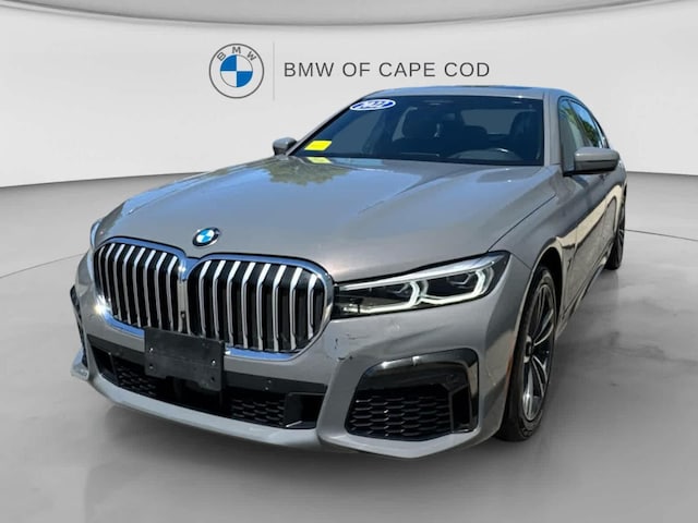 2022 BMW 750