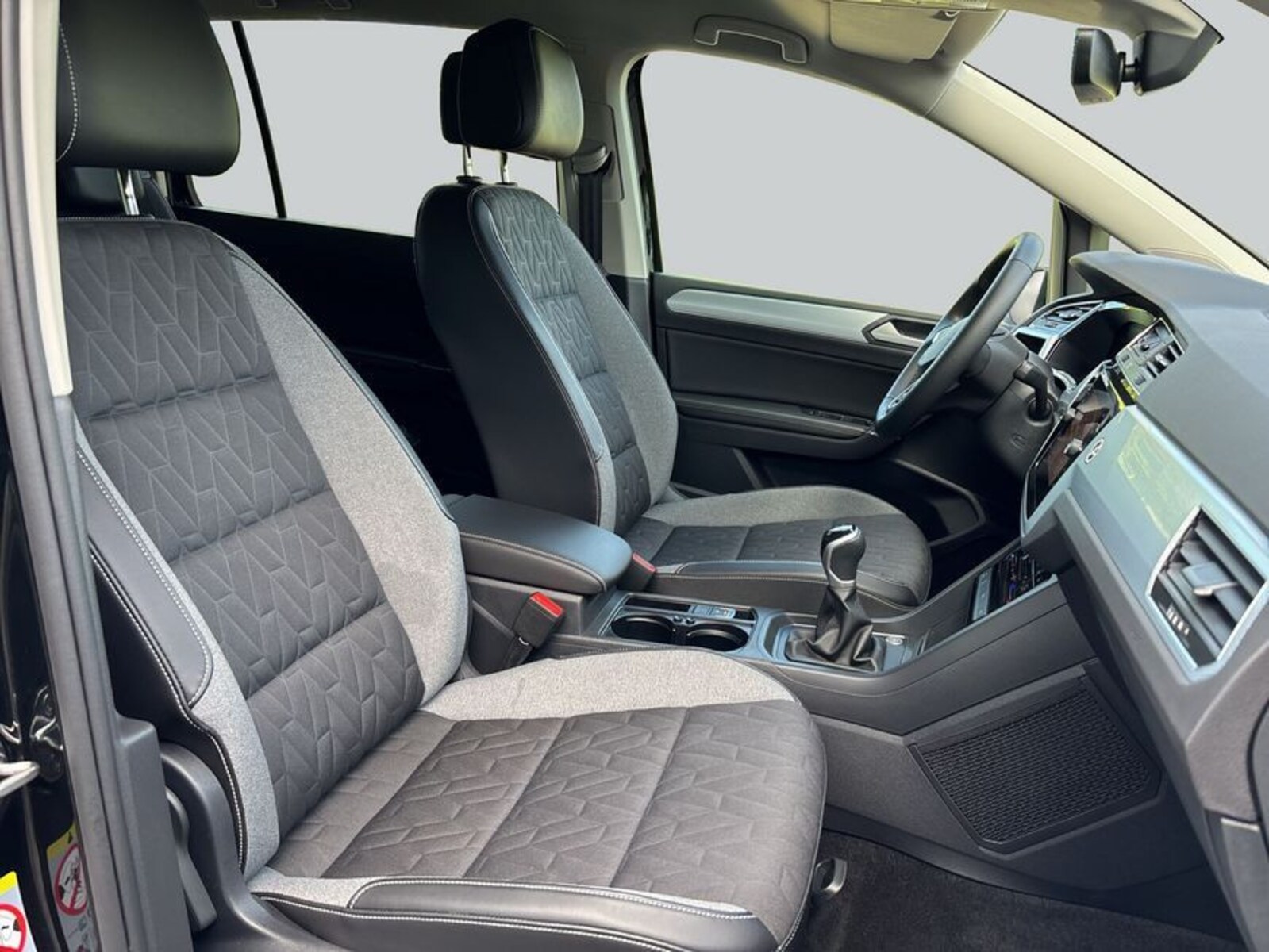 Volkswagen Touran – Bild 12