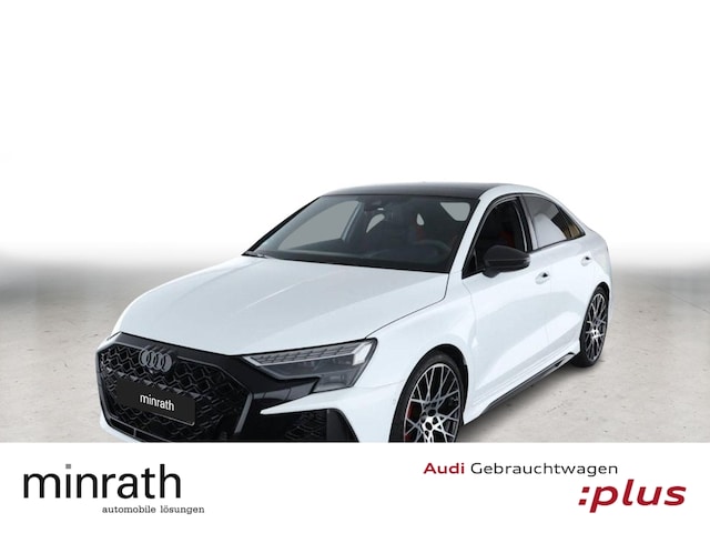 Audi RS 3 Limousine