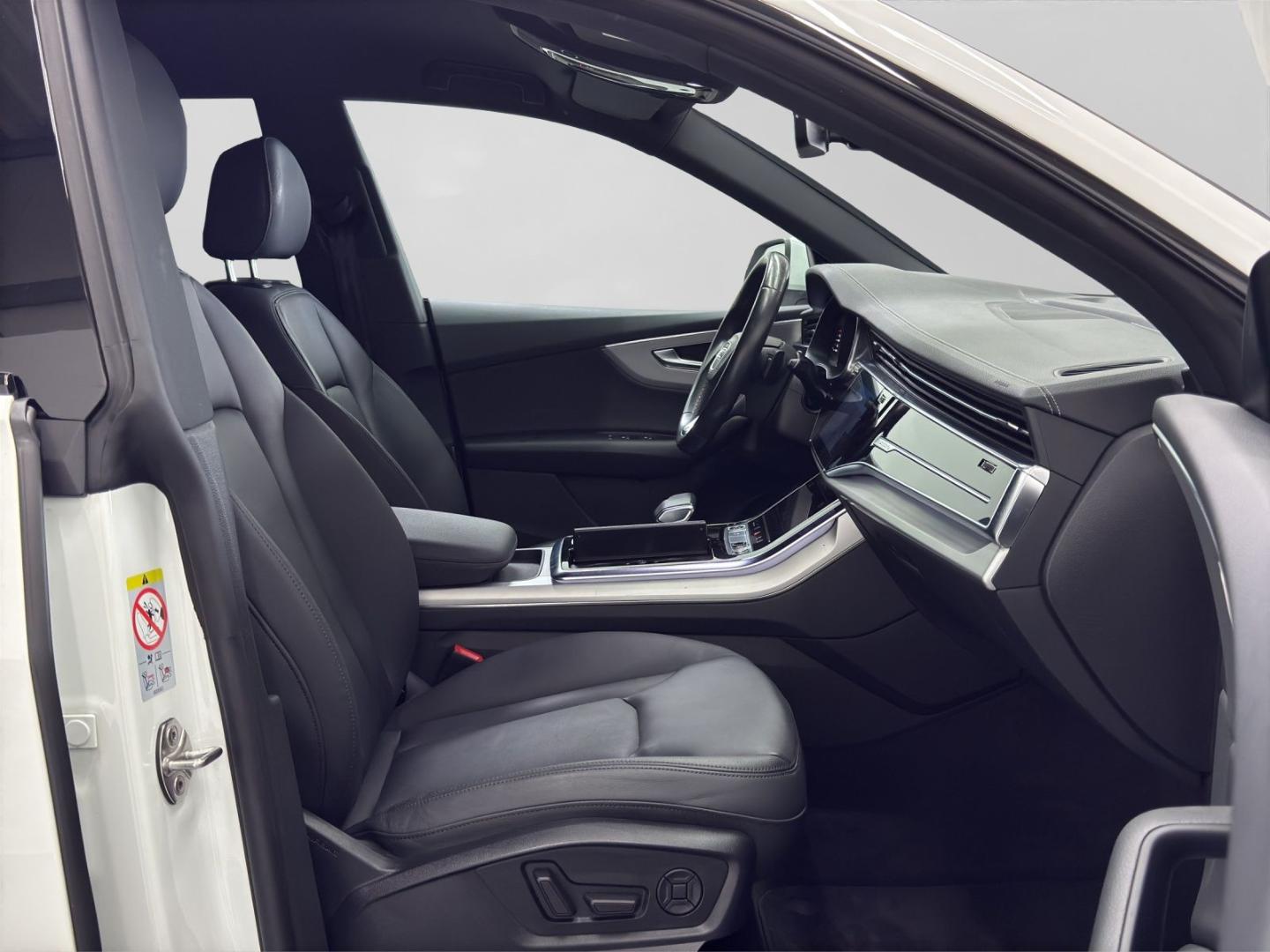 Image about Audi Q8 50 TDI quattro tiptronic
