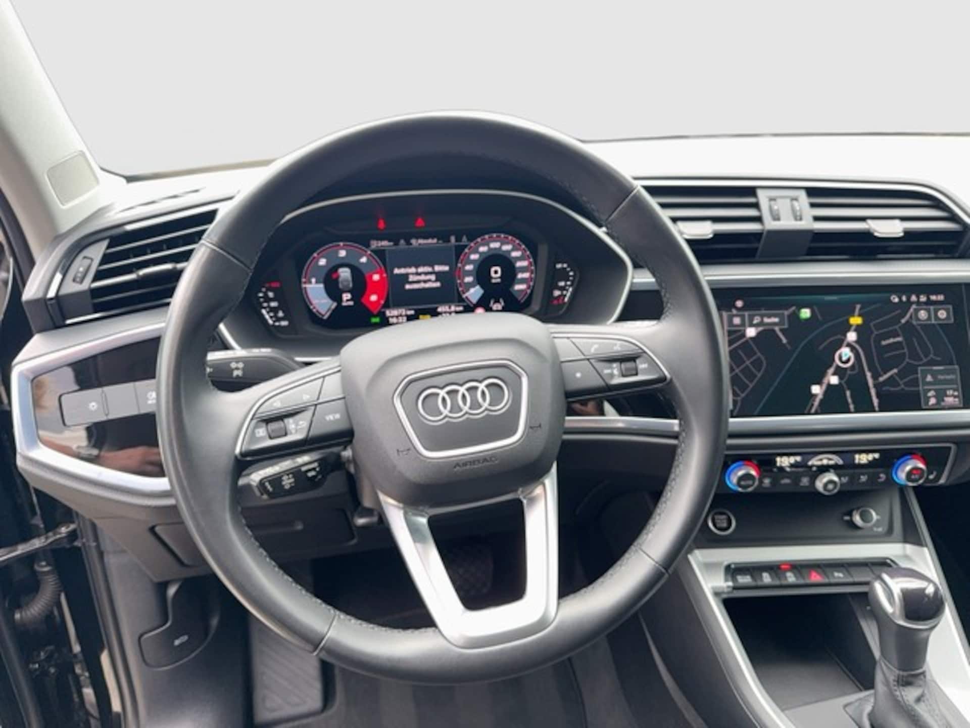 Audi Q3 Sportback S line