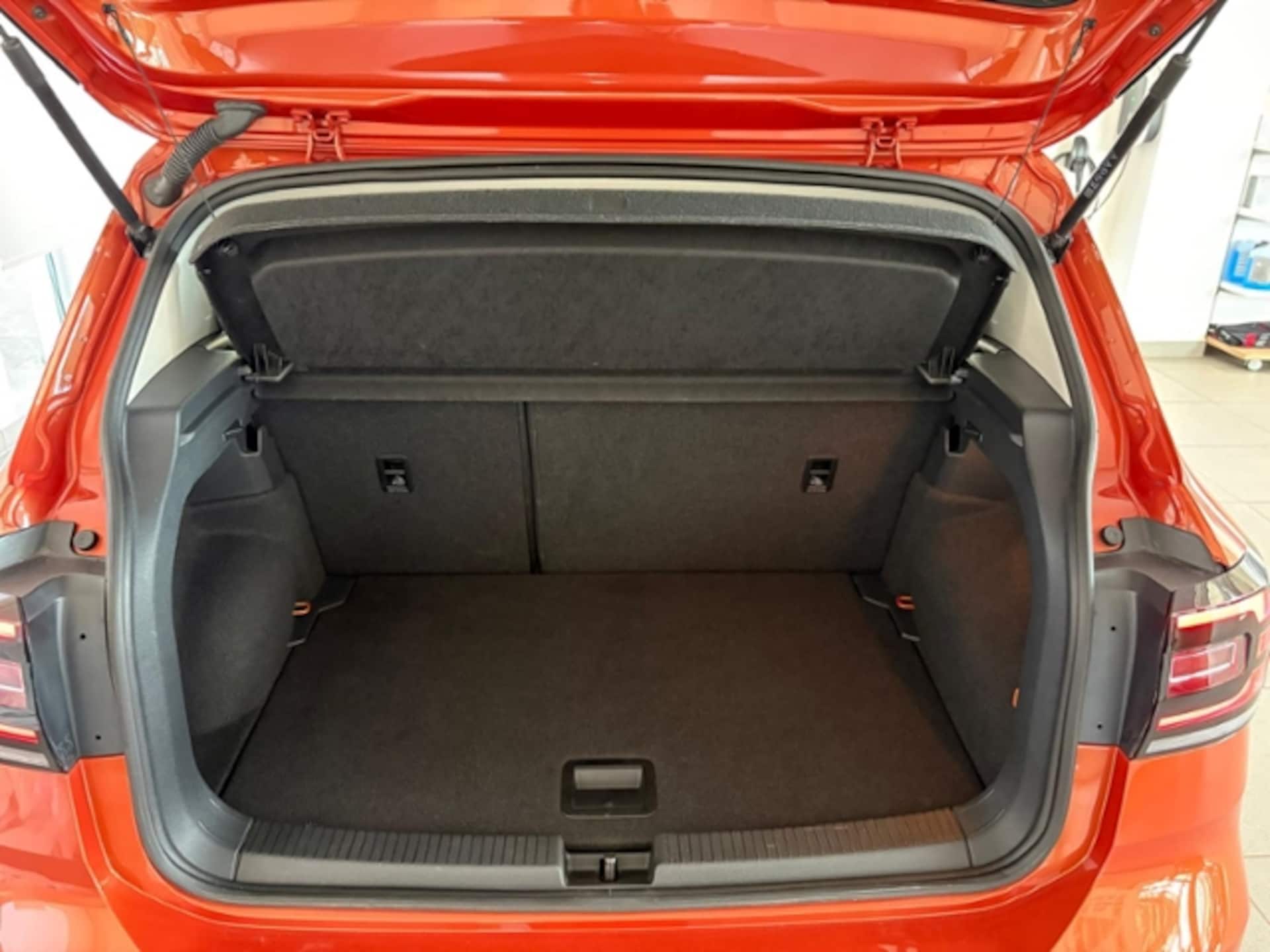 Volkswagen T-Cross Style