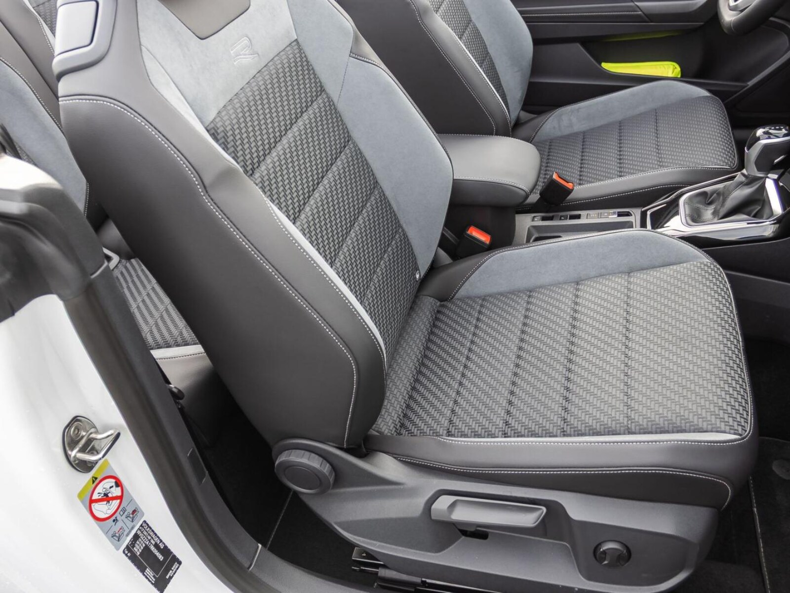 Volkswagen T-Roc Cabriolet – Bild 22