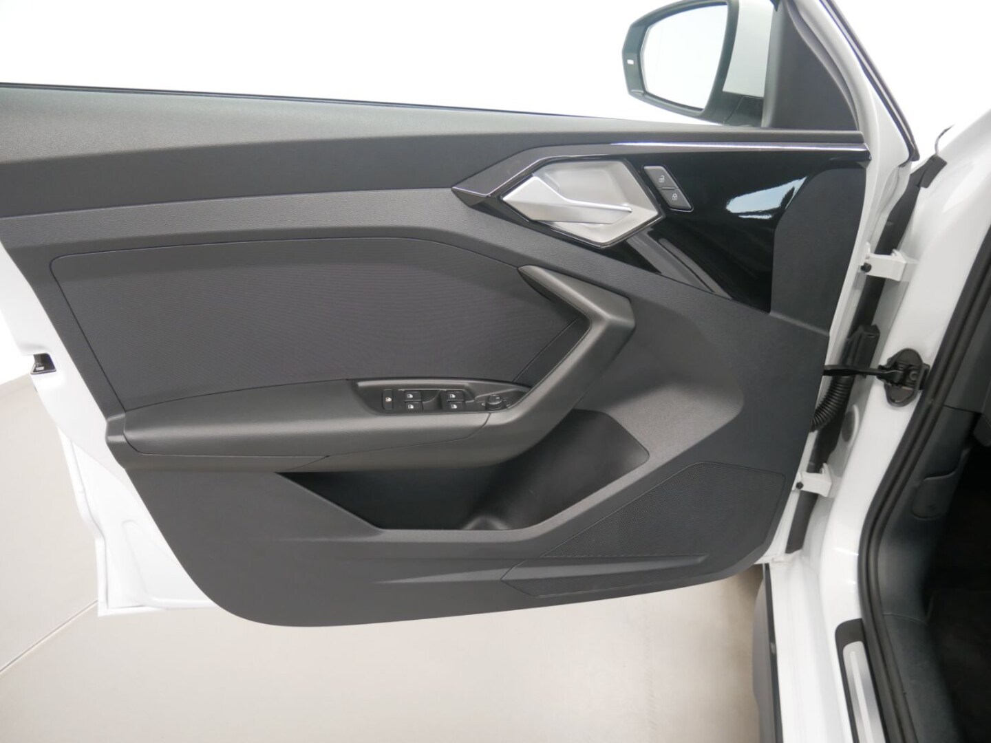 Bild über Audi A1 allstreet 30 TFSI Schaltgetriebe - für weitere Informationen kontaktieren Sie den Audi Partner