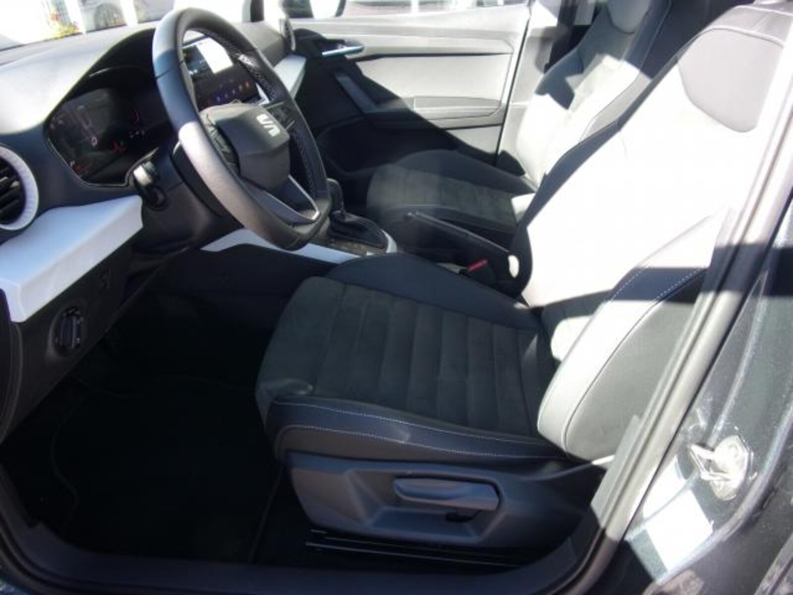 SEAT Arona – Bild 14