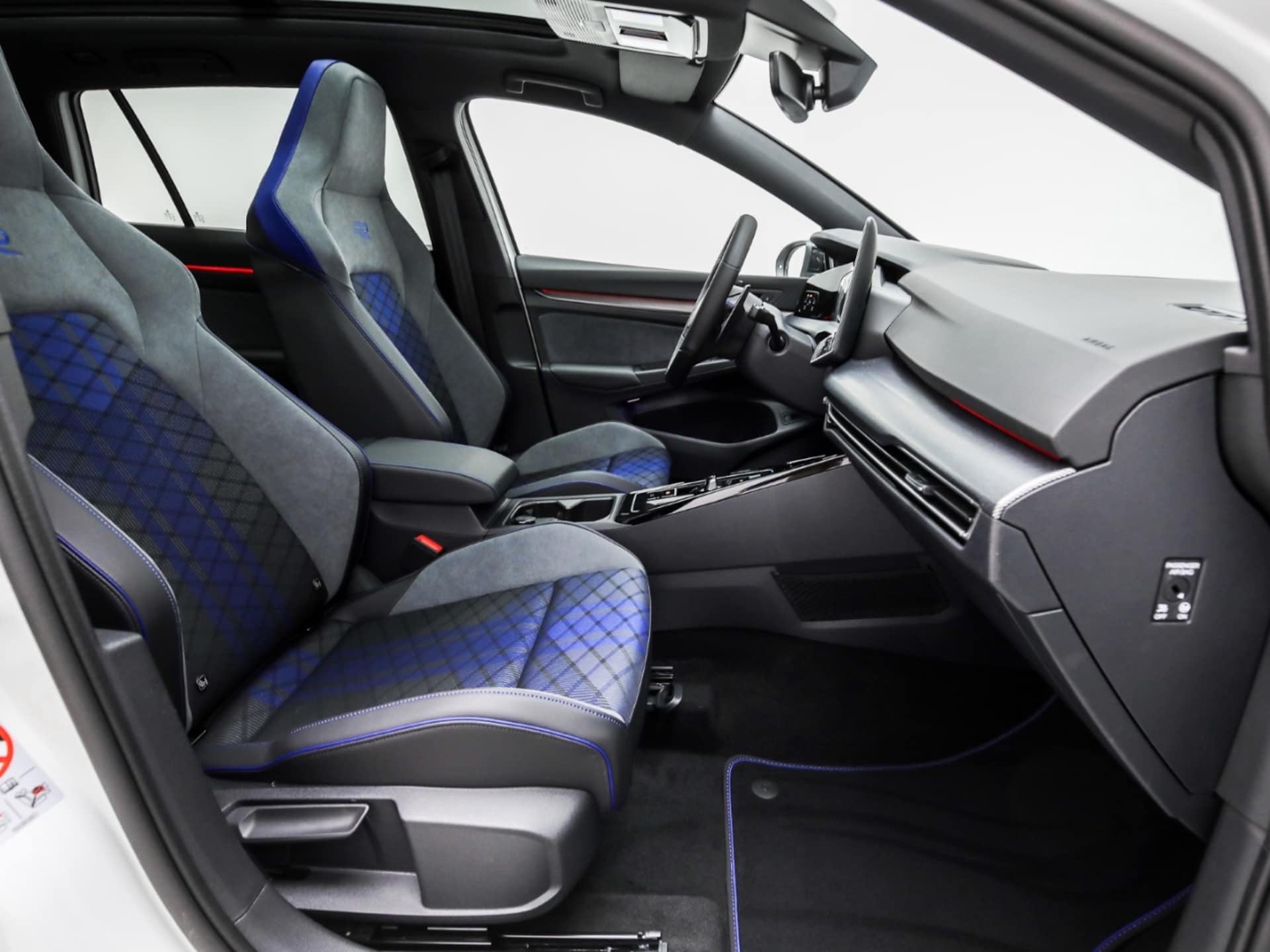 Volkswagen Golf Variant R
