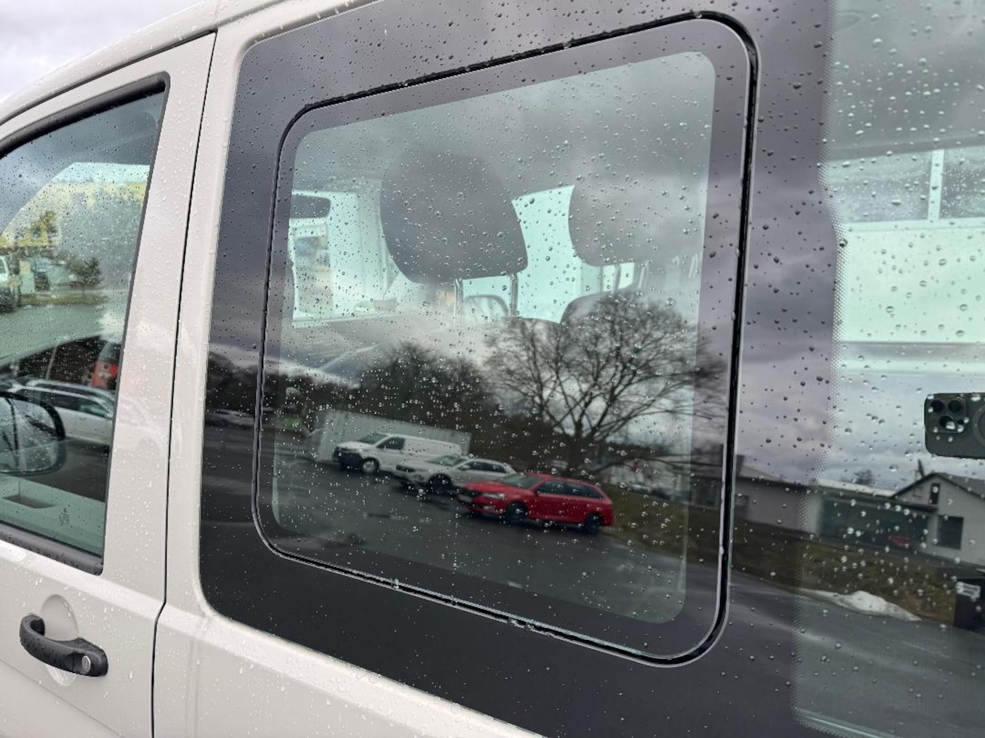 Volkswagen T6.1 Transporter Kombi kurzer Radstand