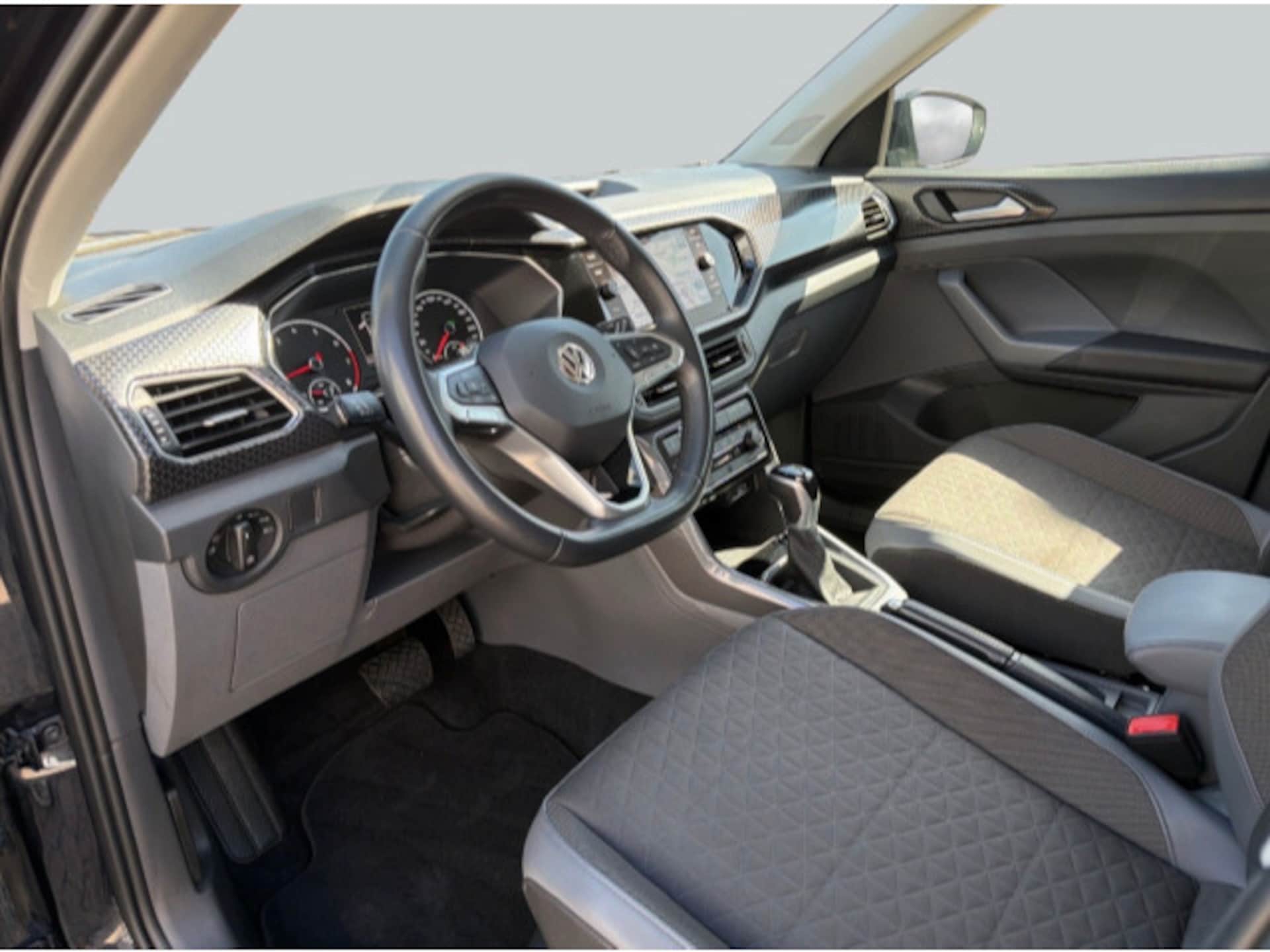 Volkswagen T-Cross Style