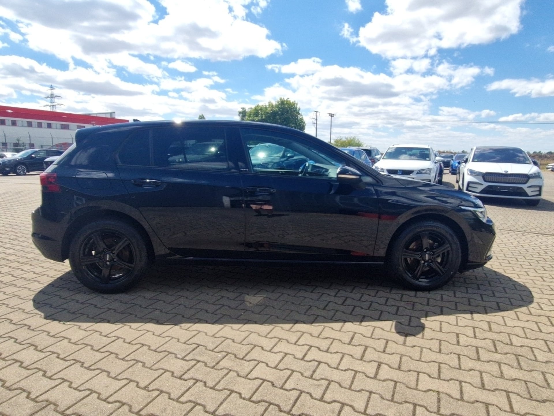 Volkswagen Golf Active