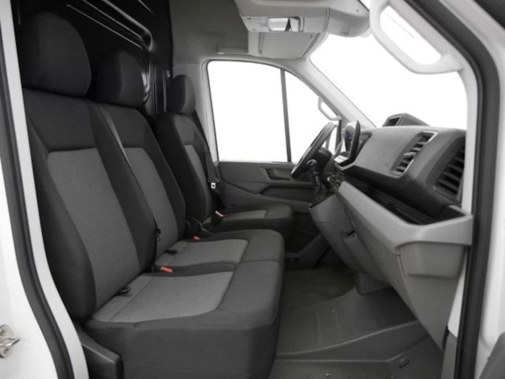 Volkswagen Crafter Kasten langer Radstand