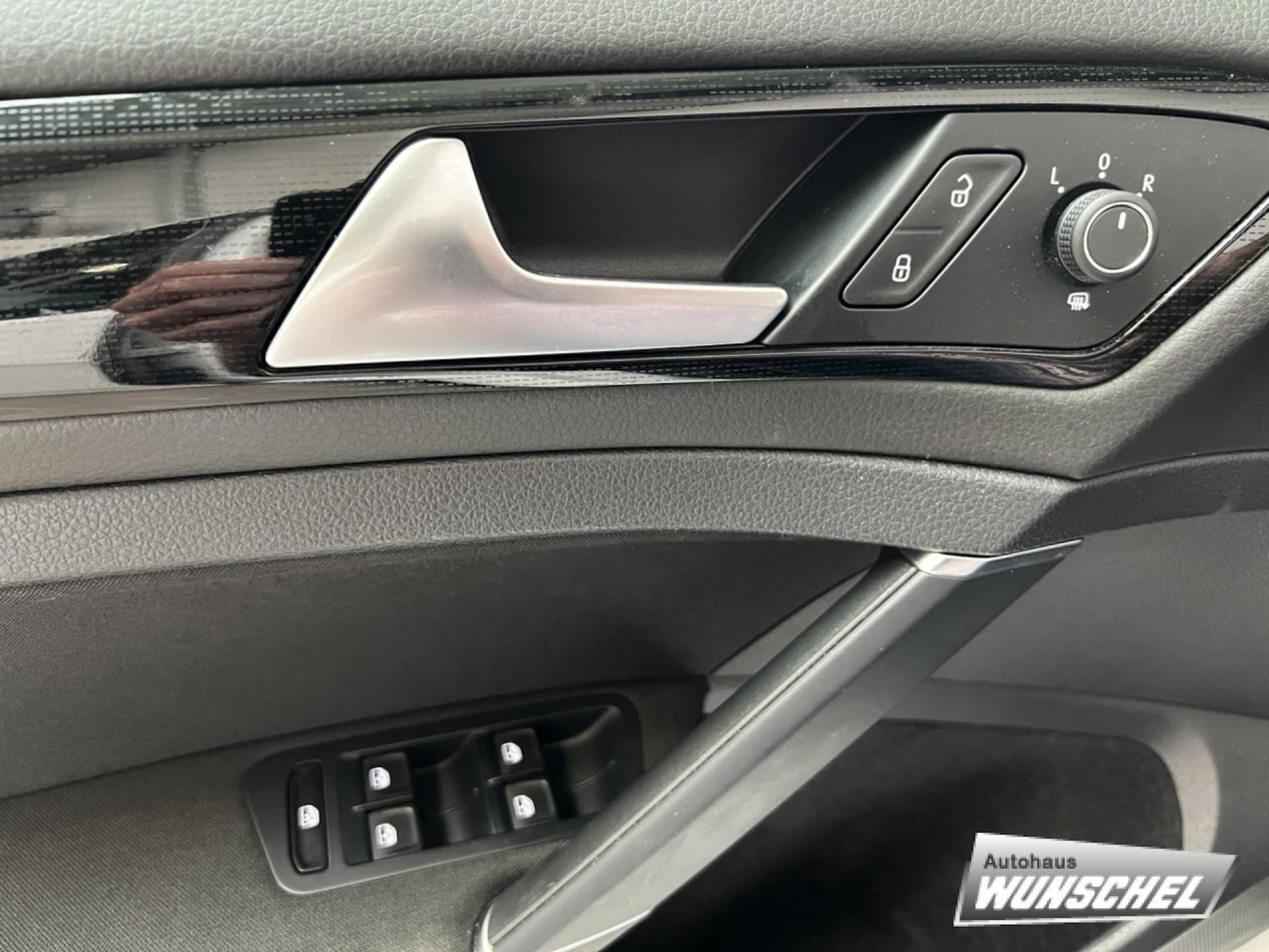 Volkswagen Golf SOUND