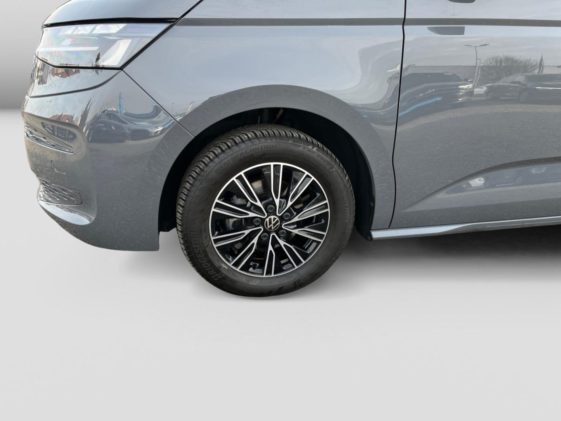 Volkswagen Multivan Basis-Modell