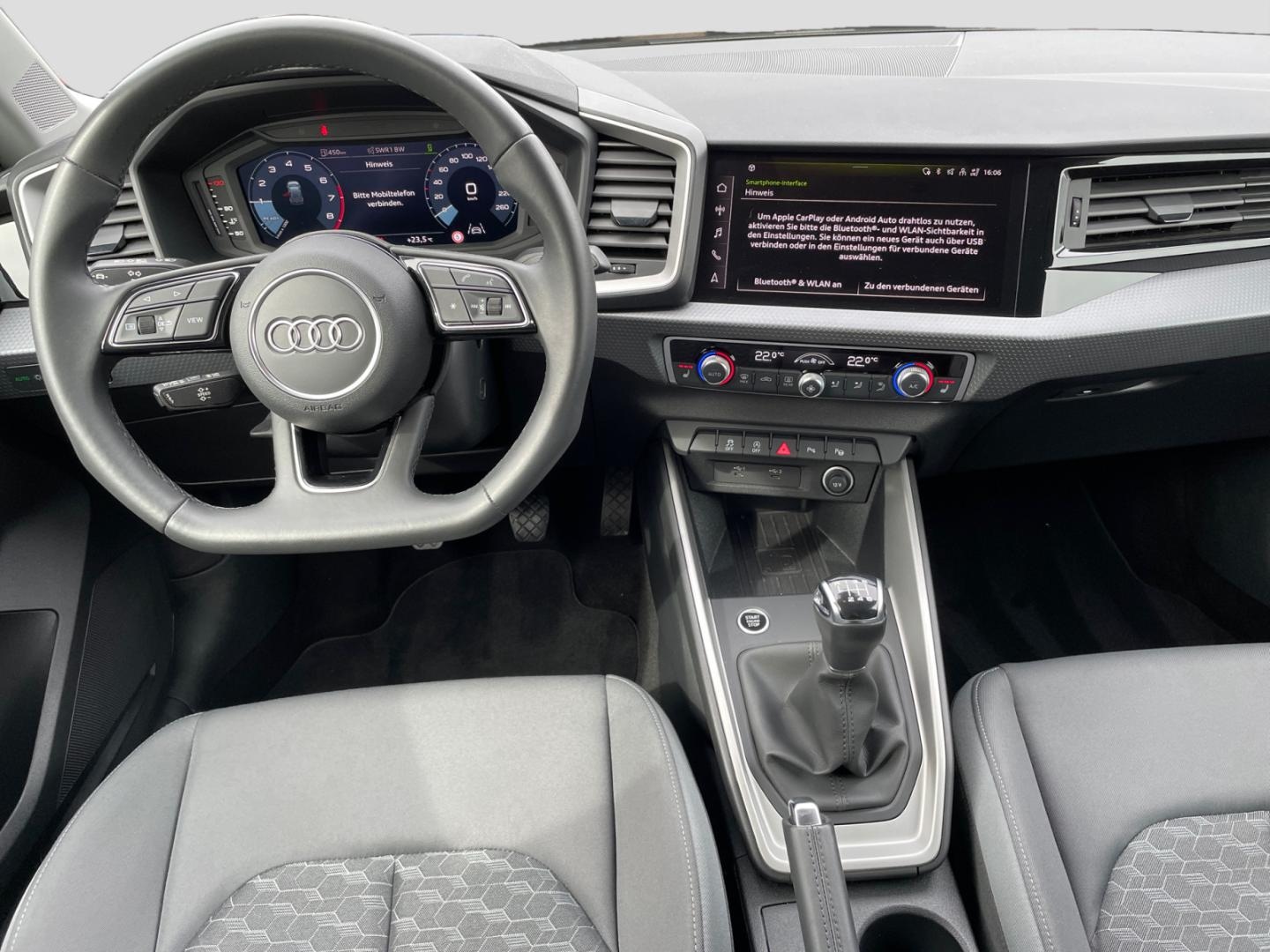 Bild über Audi A1 allstreet 30 TFSI Schaltgetriebe - für weitere Informationen kontaktieren Sie den Audi Partner
