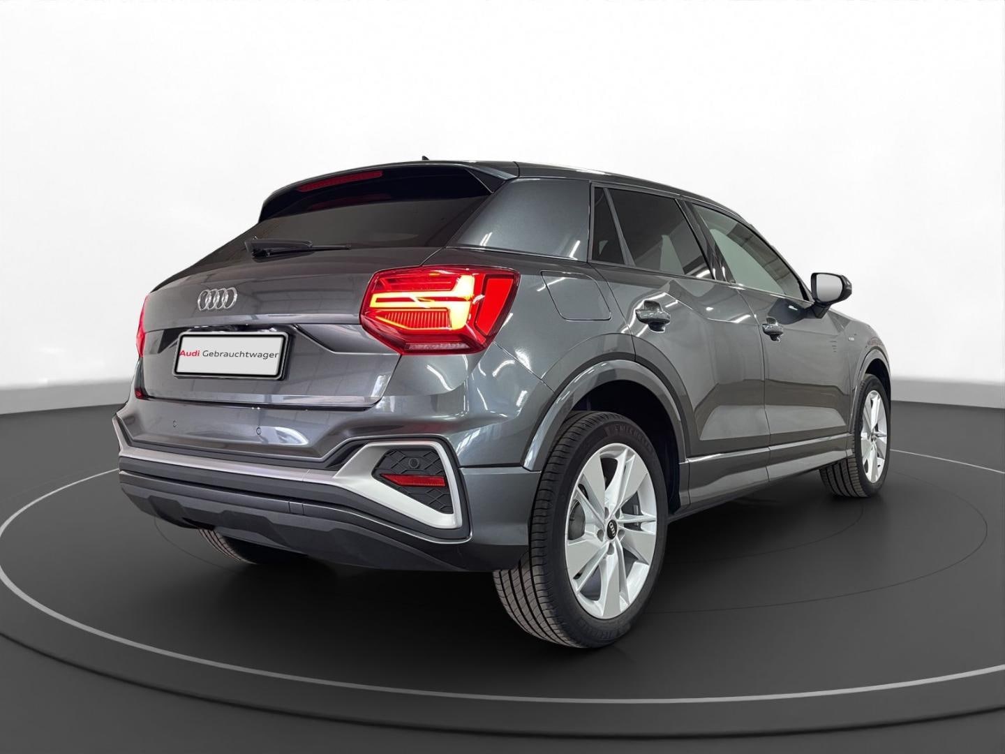 Bild über Audi Q2 S line 35 TFSI S tronic - für weitere Informationen kontaktieren Sie den Audi Partner