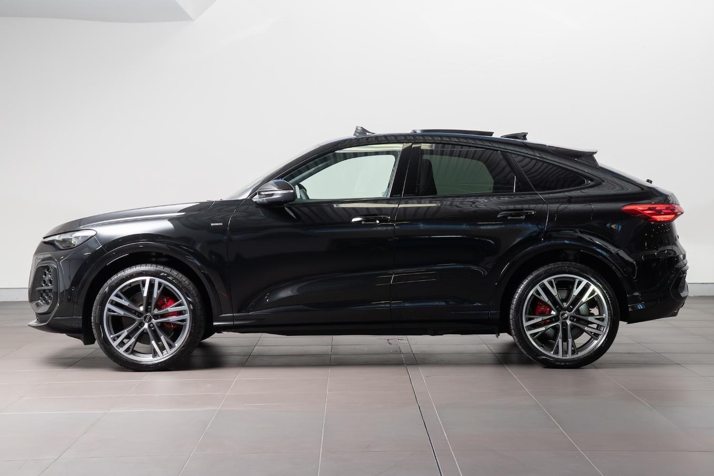 Image about Audi Q5 Sportback e-hybrid quattro S tronic