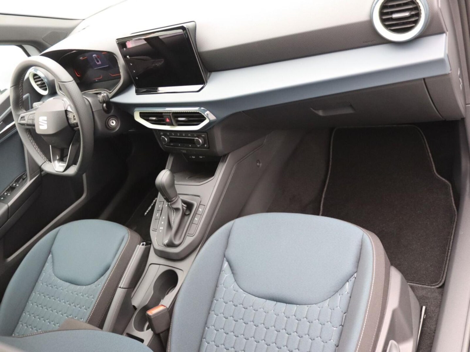 SEAT Arona – Bild 14