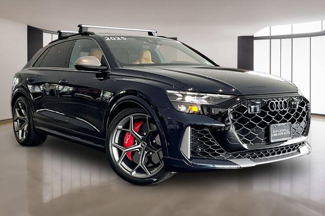 2025 Audi RS Q8 Base