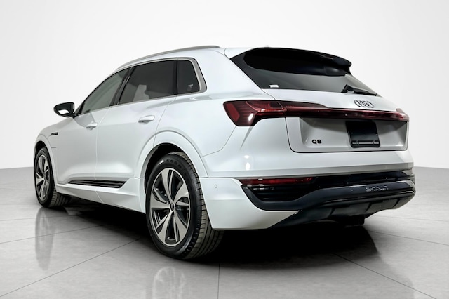 2024 Audi Q8 e-tron