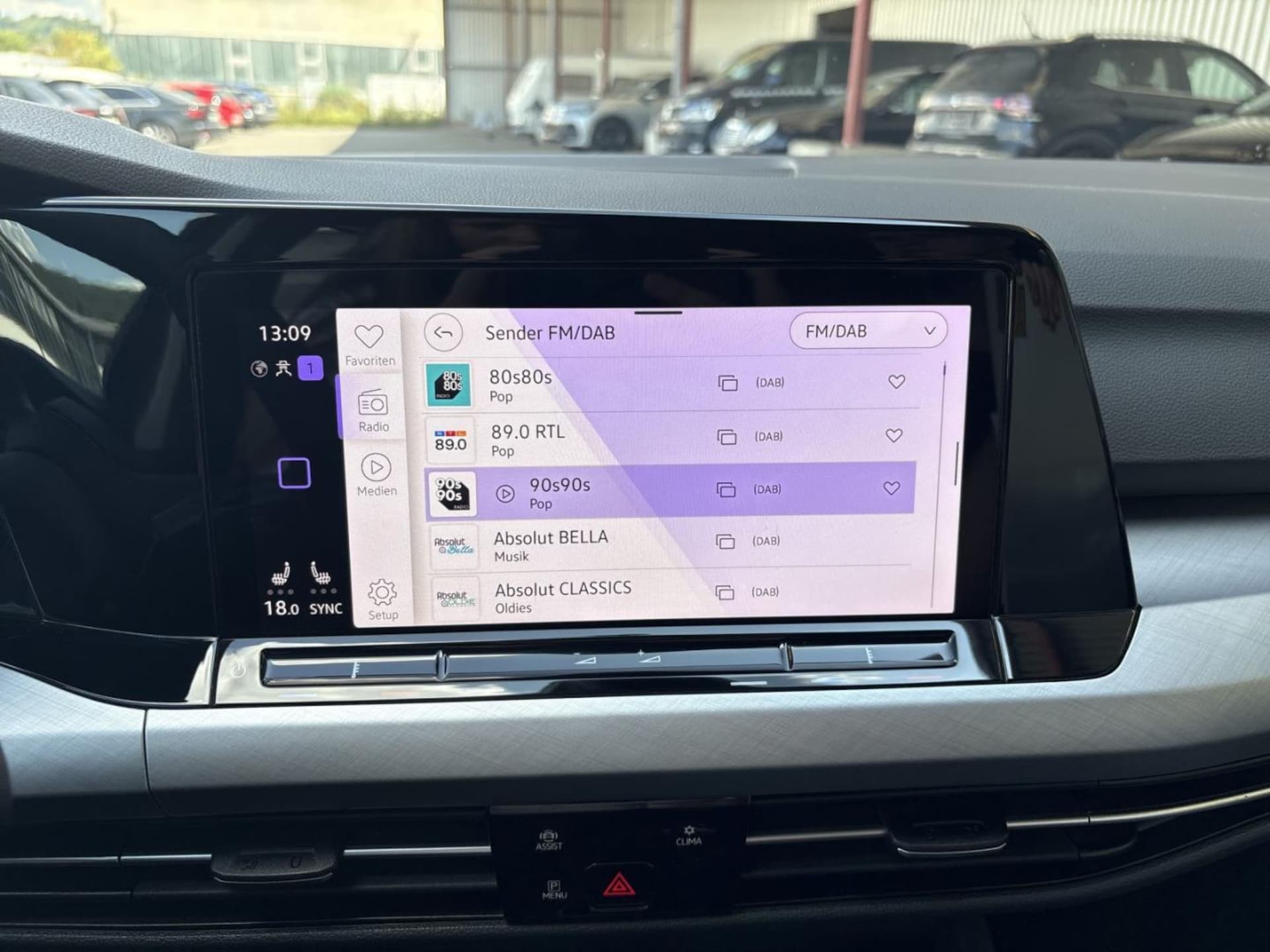 Volkswagen Golf Life