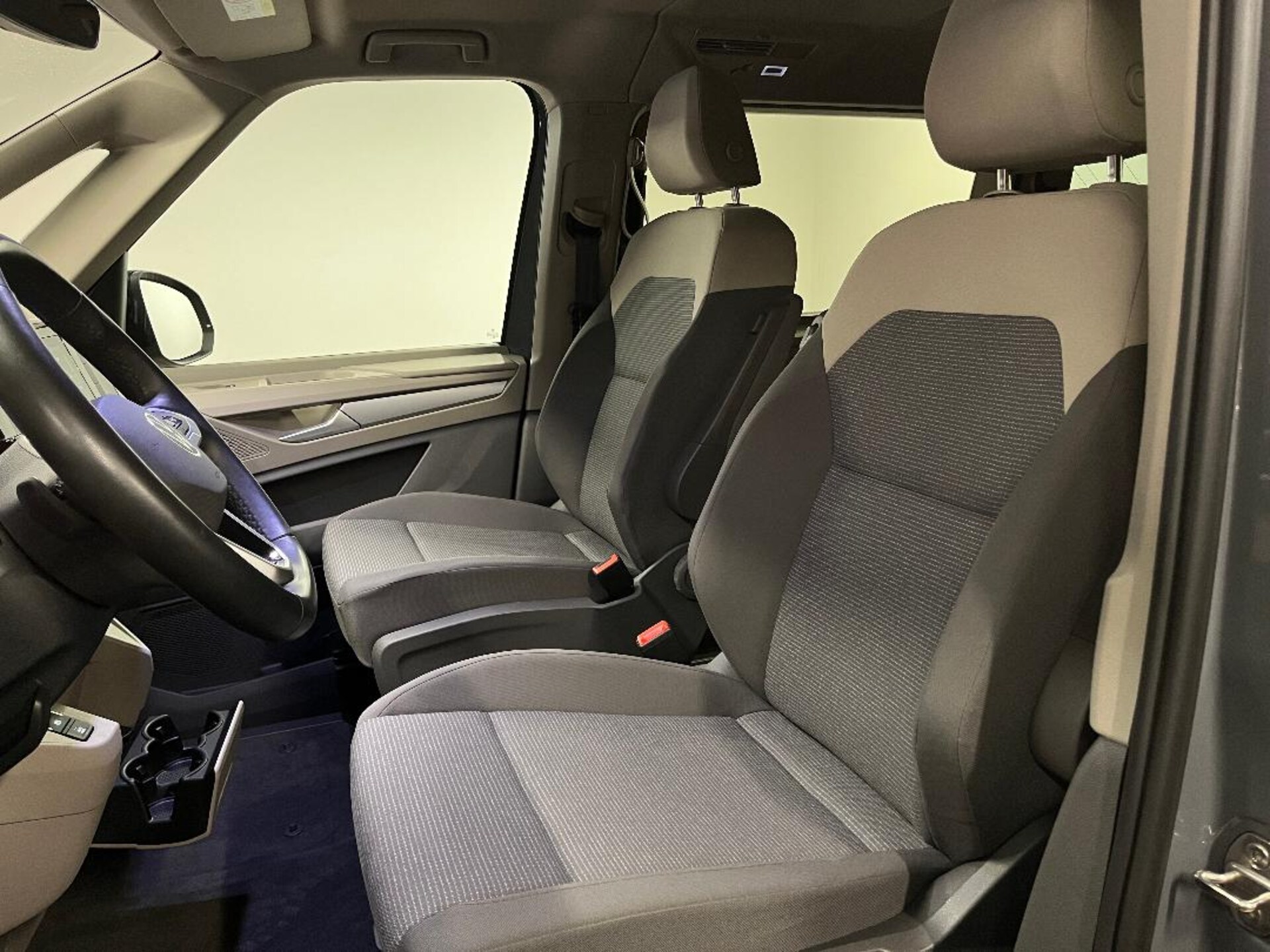 Volkswagen Multivan Basis-Modell