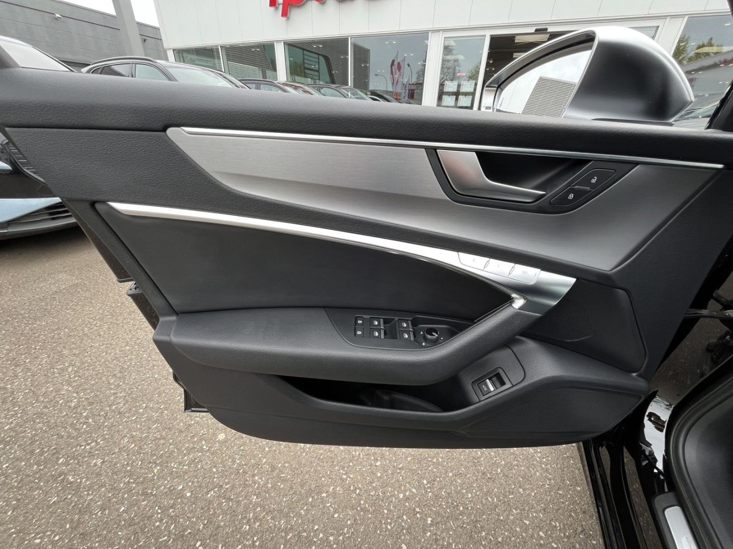 Bild über Audi S6 Avant TDI quattro tiptronic - für weitere Informationen kontaktieren Sie den Audi Partner