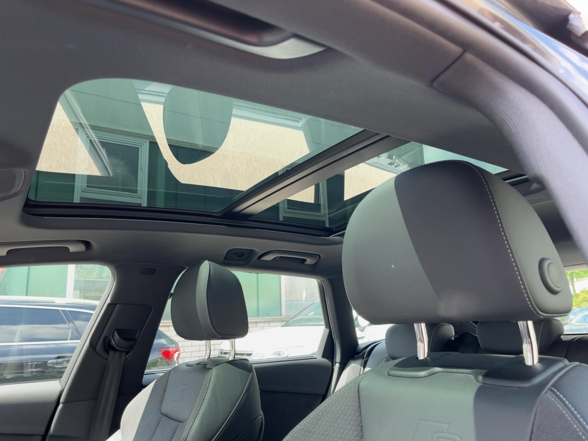 Audi A4 Avant S line