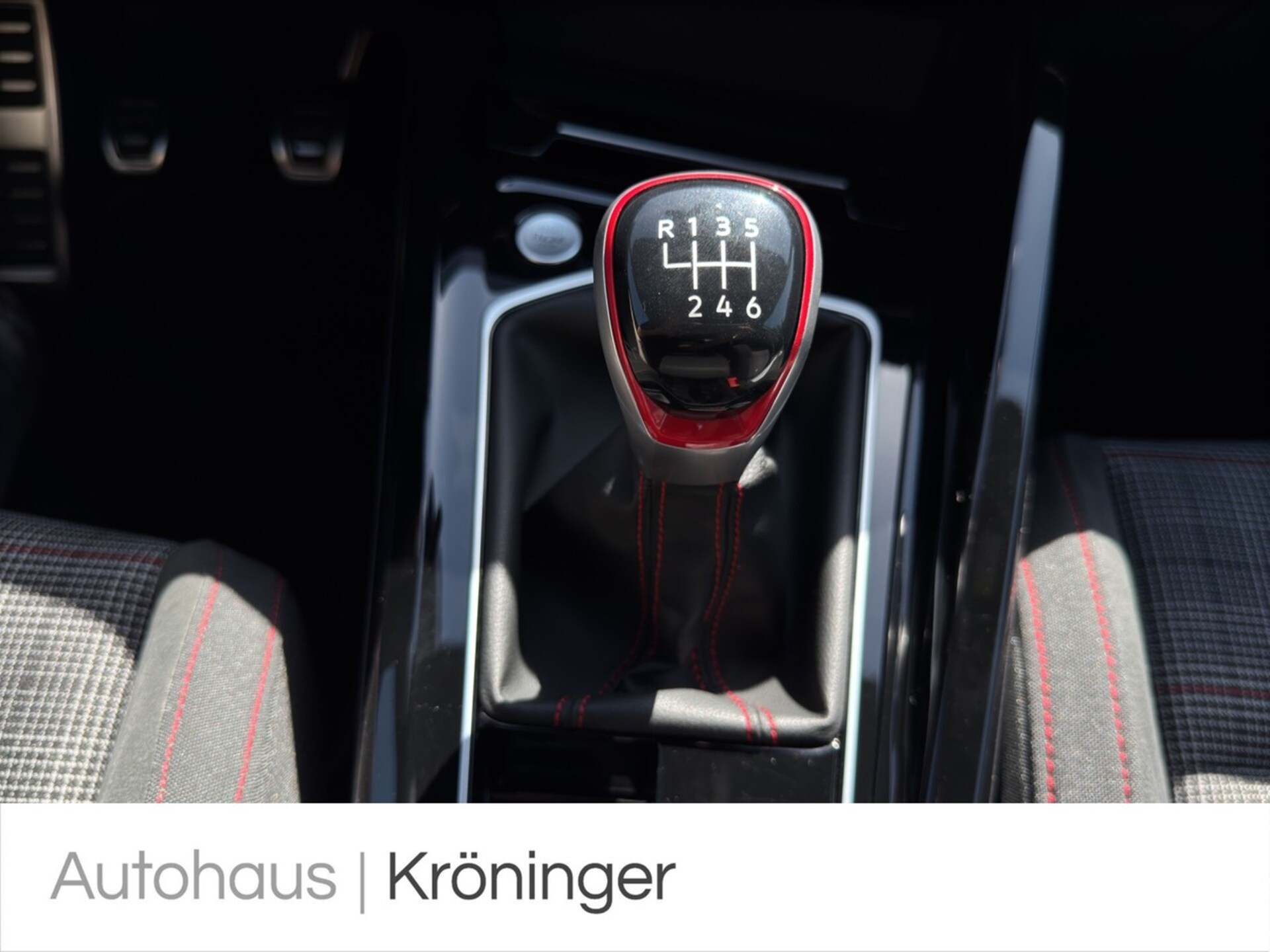 Volkswagen Golf GTI