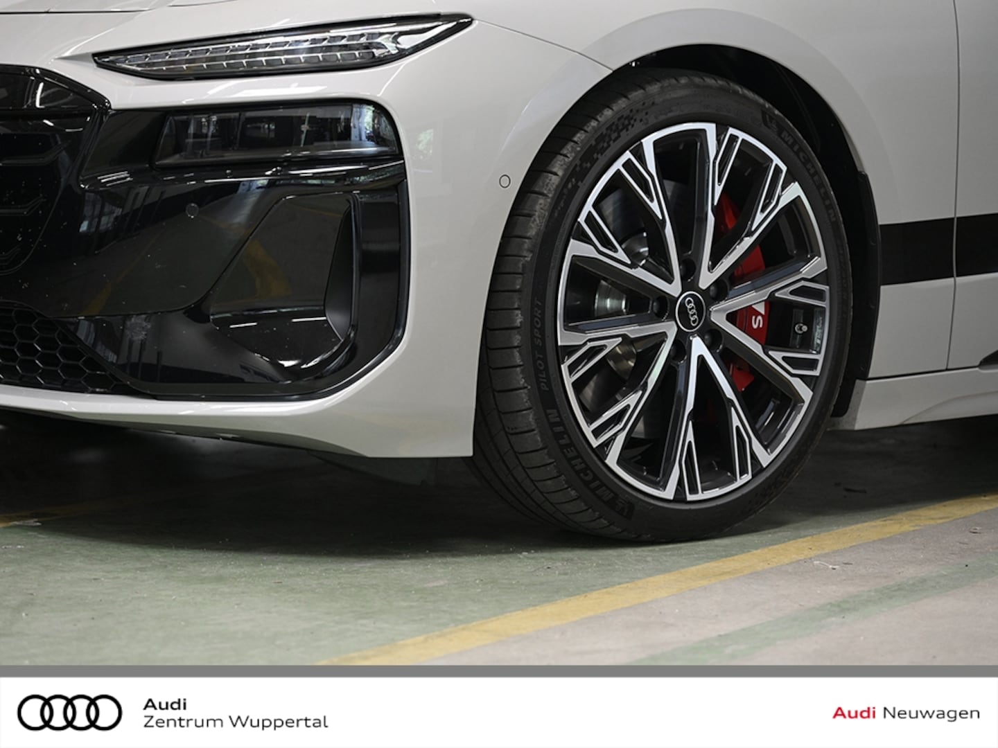 Bild über Audi S6 Sportback e-tron e-tron quattro 370 kW - für weitere Informationen kontaktieren Sie den Audi Partner
