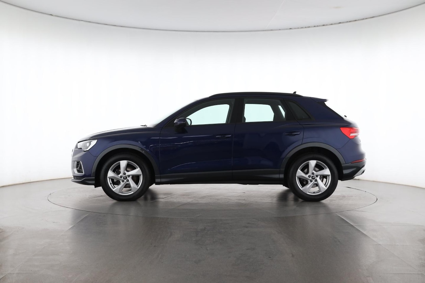 Bild über Audi Q3 advanced 35 TFSI S tronic - für weitere Informationen kontaktieren Sie den Audi Partner