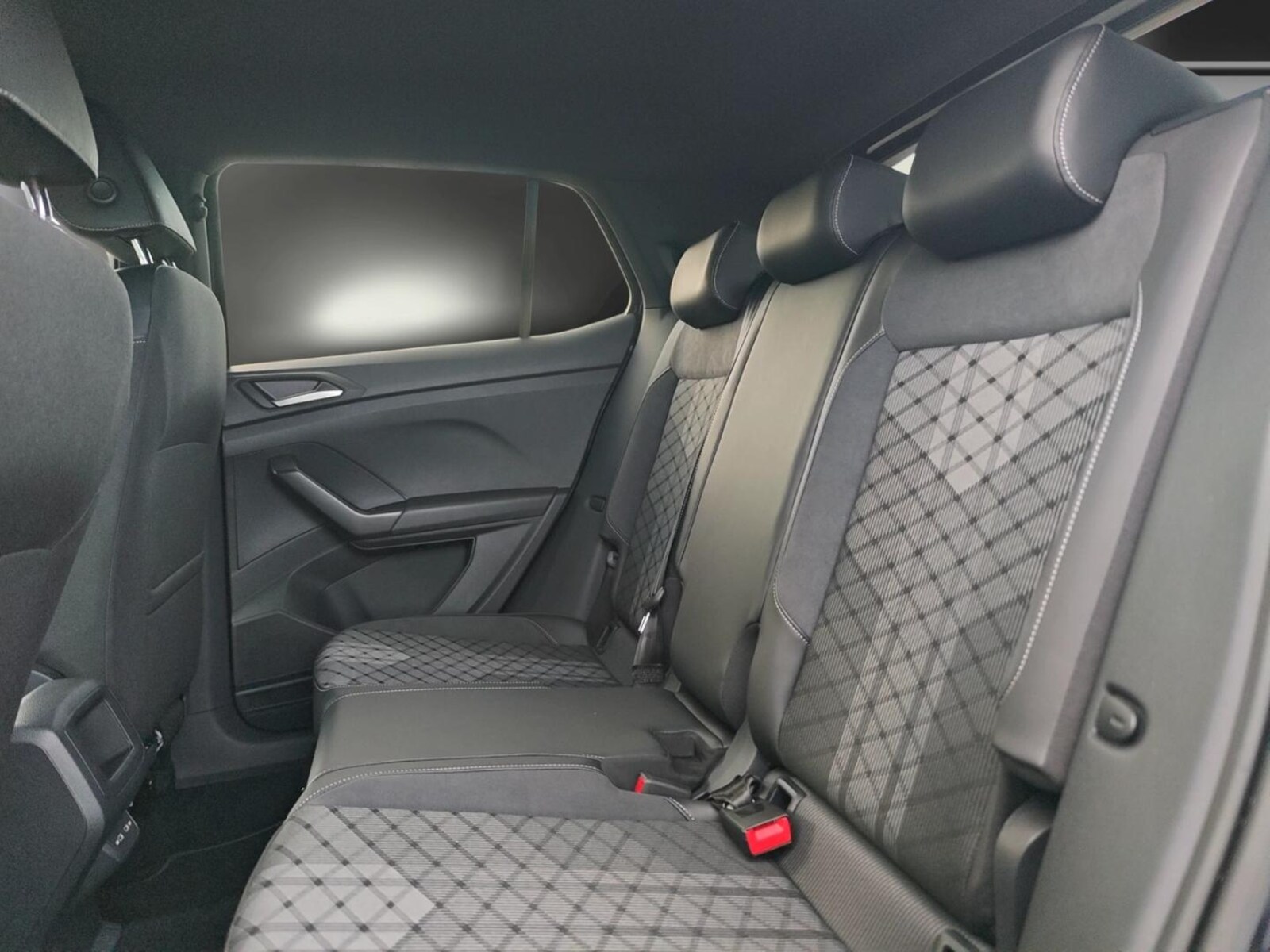 Volkswagen T-Cross – Bild 12