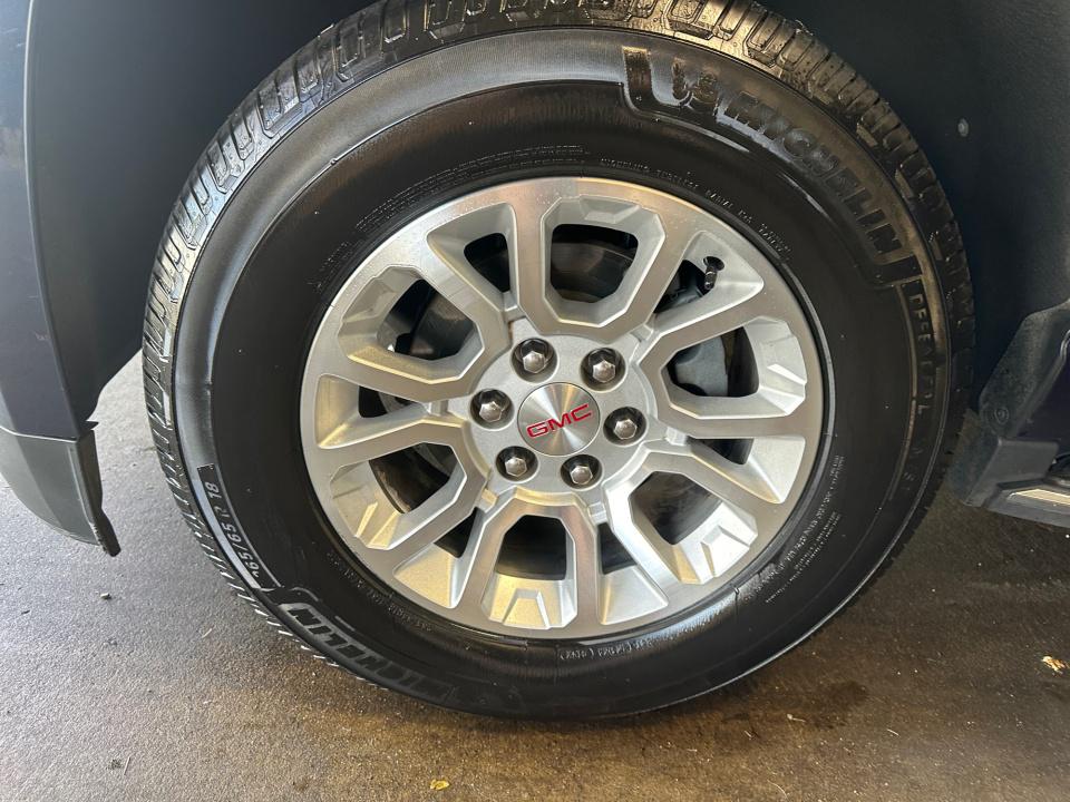 2019 GMC Yukon SLT - Photo 30